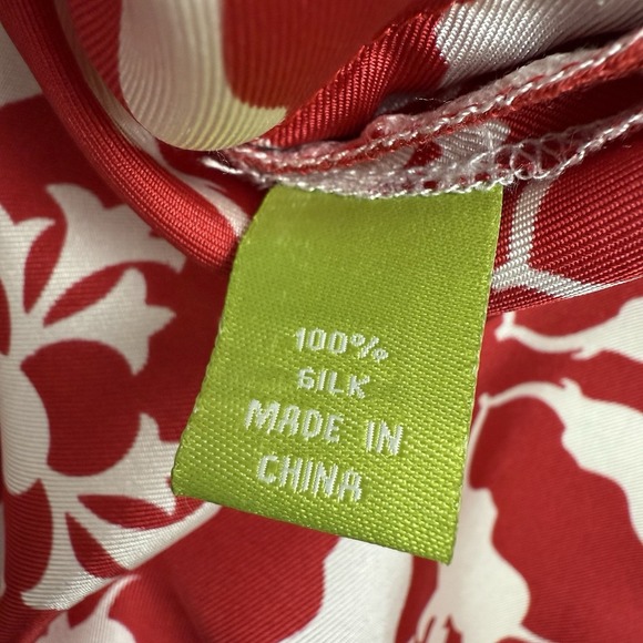 Elizabeth McKay Elephants Dancing Silk Blouse‎ Womens 12 Preppy Quiet Luxury - Picture 10 of 11